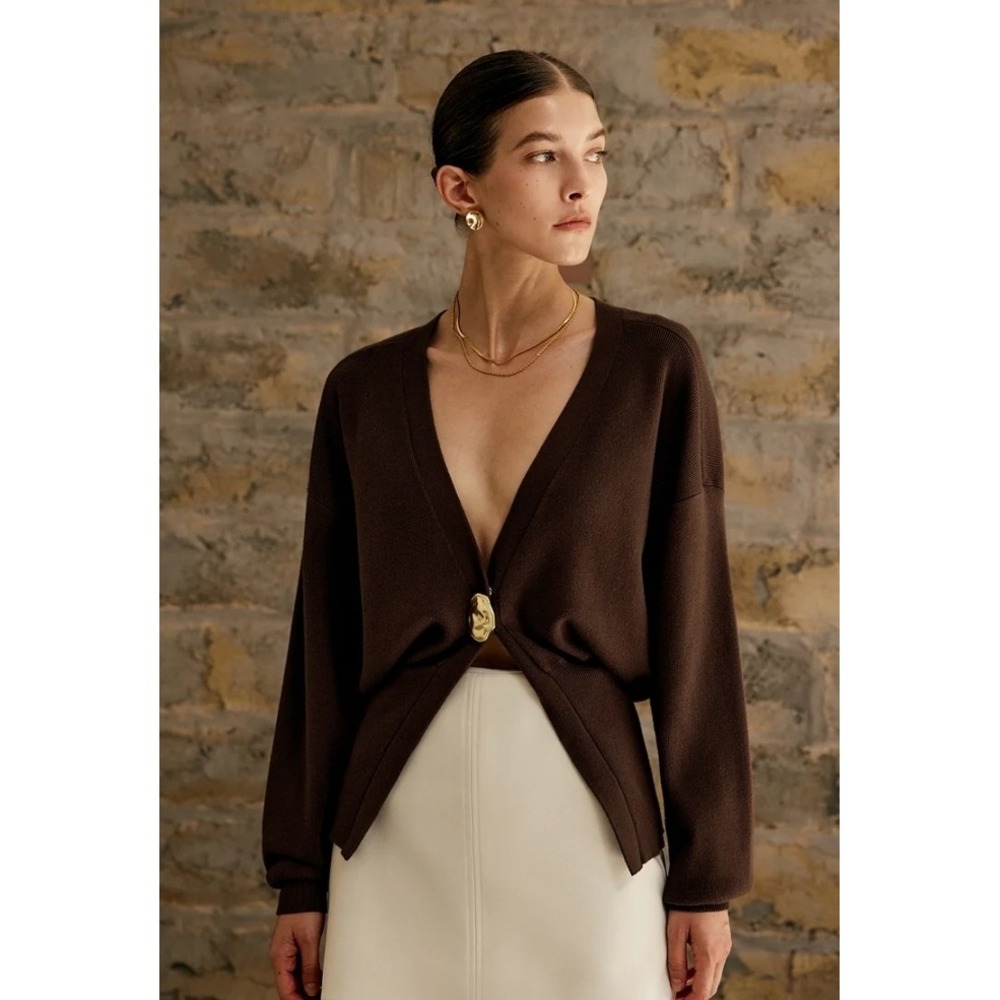 Commense Chocolate Brown V-Neck Cardigan Scandi Girl Gold Sculptural Button L